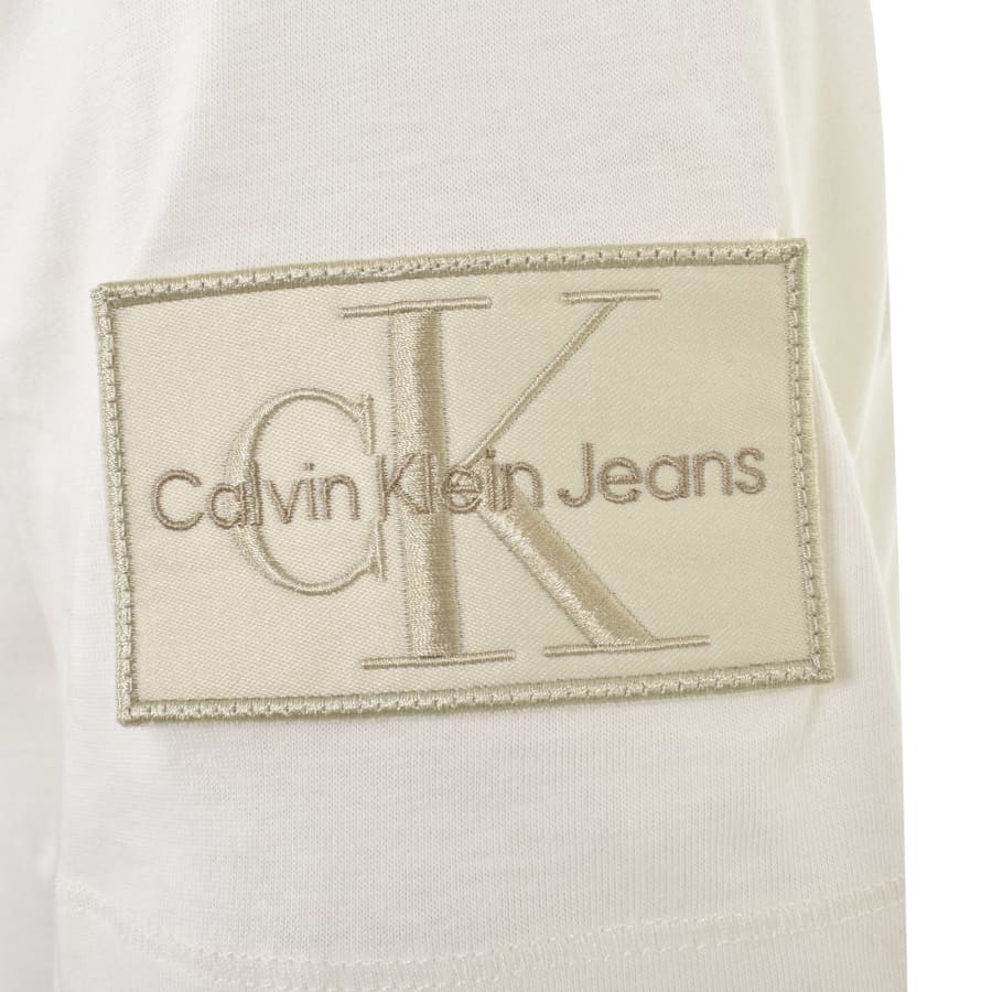 Calvin Klein Jeans Logo T Shirt Cream